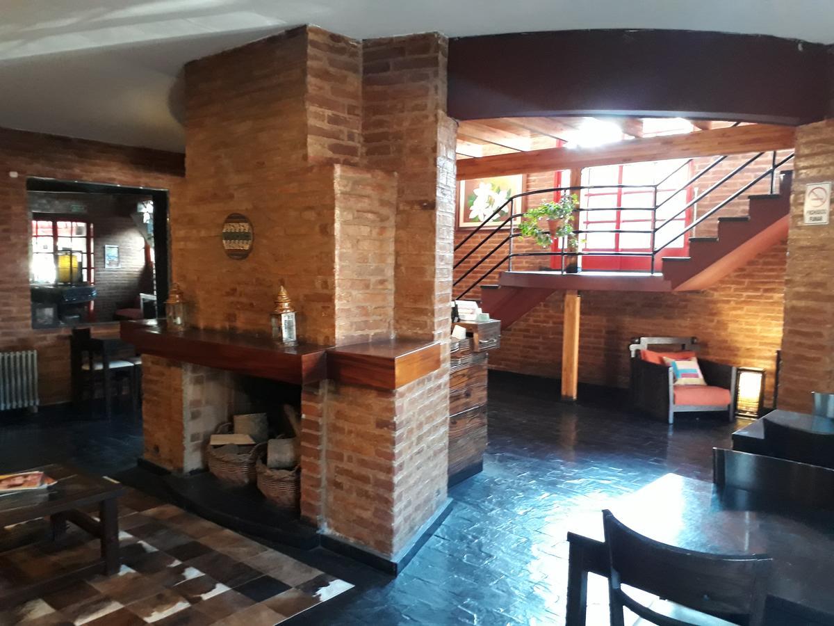 维拉卡洛斯帕兹 波萨达阿鹏洛斯纽旅馆酒店 外观 照片